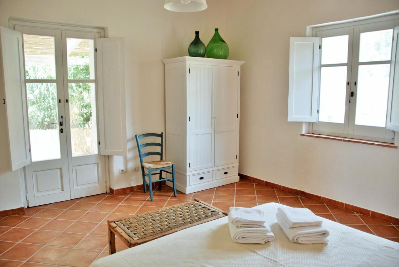 B&B Giallo Limone Teulada Eksteriør bilde